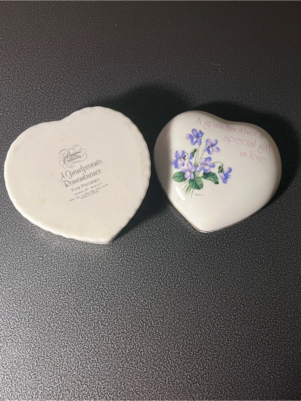 1980’s Designers Collection Grandmother Trinket Keepsake Heart Box w/ Lid